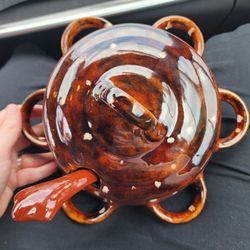 Copeland Switch - I got this chili pot for $1.60 thanks to a promotion on top of a clearance at this booth! May 2024