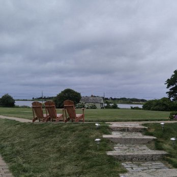 Stone House Inn - Resorts Near Me - Little Compton, Rhode Island