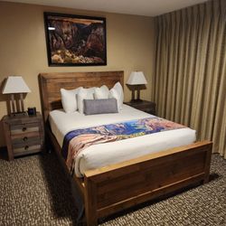 Bumbleberry Inn - Room