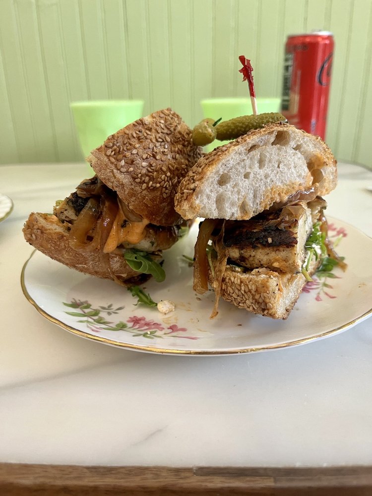 SALTY LUNCH LADY’S LITTLE 58 Photos 565 Woodward Ave