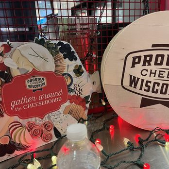 Babcock Dairy Store - Decor - Ice Cream & Frozen Yogurt Near Me - Madison, Wisconsin