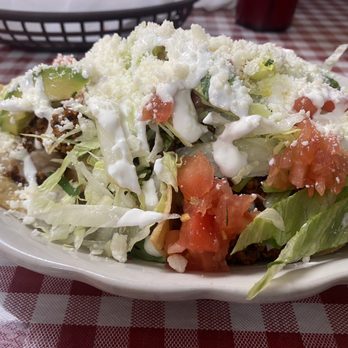 Ximena's Tacos - Medium Mexican Style Nachos with Meat - Tacos Near Me - Auburndale, Florida