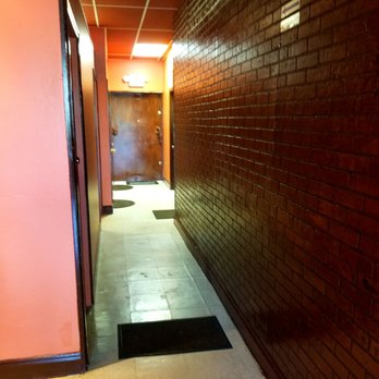 Cuba Y Mas - Hallway to restrooms - Cuban Near Me - Louisville, Kentucky