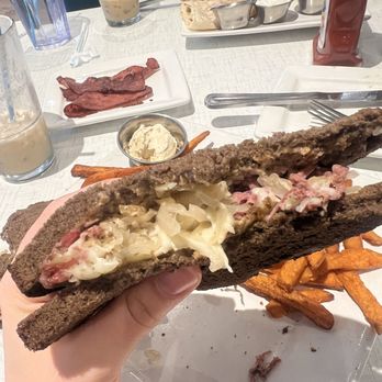 Anna's House - Ann Arbor - Breakfast & Brunch Near Me - Ann Arbor, Michigan