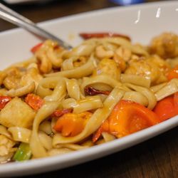 Lee Chen Asian Bistro - King - Chicken noodles