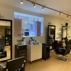 Salon Stations
