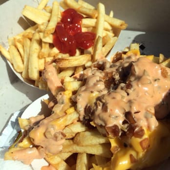 In-N-Out Burger - Burgers Near Me - Arcadia, California