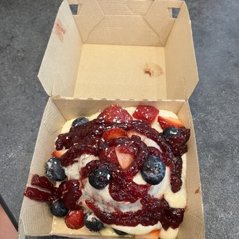 Cinnaholic - Very Berry Roll - Bakeries Near Me - Tampa, Florida Cinnaholic - Very Berry Roll - Bakeries Near Me - Tampa, Florida
