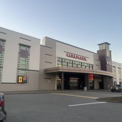 Cinemark Tinseltown USA