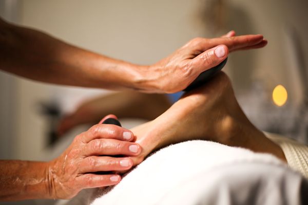 Farida Studio by null