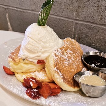 Bootleg Special - Strawberries & Cream Soufflé Pancakes ($14) - Seafood Near Me - Boston, Massachusetts