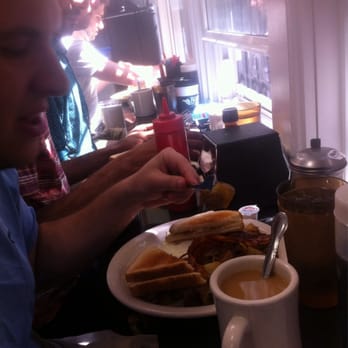 Theo's Cozy Corner - Breakfast & Brunch Near Me - Boston, Massachusetts Theo's Cozy Corner - Breakfast & Brunch Near Me - Boston, Massachusetts