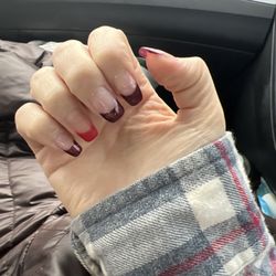 Lucky Nails