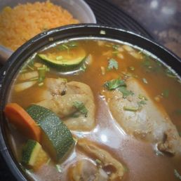 Caldo De Pollo