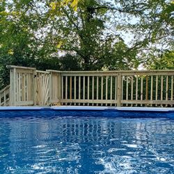 Creative Deck & Fence
