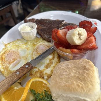 Paula's Pancake House - Breakfast & Brunch Near Me - Solvang, California