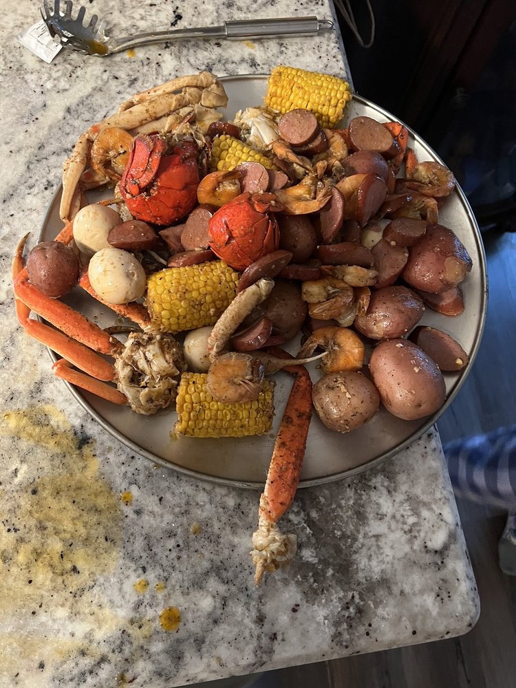 Food from The Mighty Crab