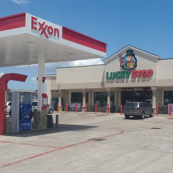 Lucky Stop - the front of a gas station - Gas Stations Near Me - Houston, Texas