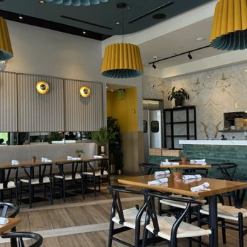 Fennel Kitchen & Bar - Beautiful decor - Breakfast & Brunch Near Me - Aliso Viejo, California Fennel Kitchen & Bar - Beautiful decor - Breakfast & Brunch Near Me - Aliso Viejo, California