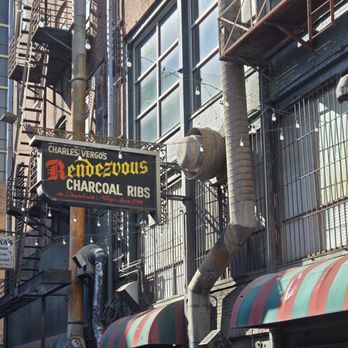 Charlie Vergos' Rendezvous - Outside, in an alley. - Barbeque Near Me - Memphis, Tennessee