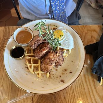 Bistrology - Chicken and waffles - Breakfast & Brunch Near Me - Miramar Beach, Florida