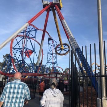Six Flags Discovery Kingdom - Amusement Parks Near Me - Vallejo, California