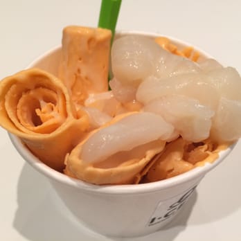 I CE NY - Dem rolls - Desserts Near Me - New York, New York I CE NY - Dem rolls - Desserts Near Me - New York, New York