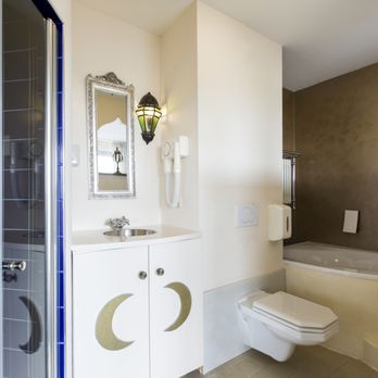 Hotel Emmen - Theme bathroom - Hotels Near Me - Emmen, DR