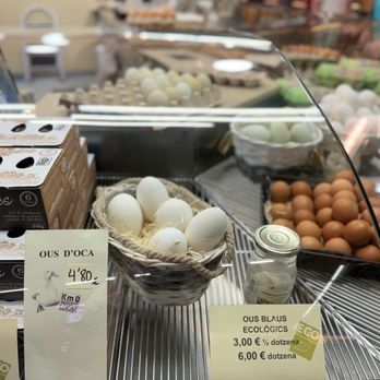 Mercat de Santa Caterina - Farmers Market Near Me - Barcelona, B Mercat de Santa Caterina - Farmers Market Near Me - Barcelona, B