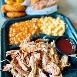 BBQ Joes - Pulled BBQ plate