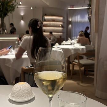 Huso - Wine Bars Near Me - New York, New York Huso - Wine Bars Near Me - New York, New York