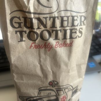 Gunther Tooties - To go packaging - Breakfast & Brunch Near Me - Quincy, Massachusetts Gunther Tooties - To go packaging - Breakfast & Brunch Near Me - Quincy, Massachusetts