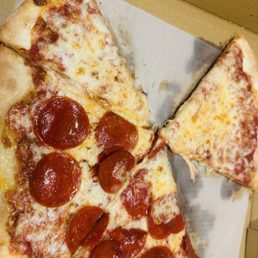 Half cheeses and pepperoni Half cheeses and pepperoni