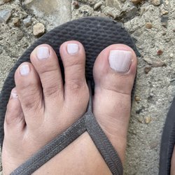 Sweet Diamond Nail Lounge - Crap pedicure job