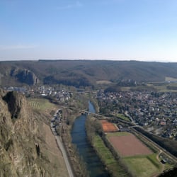 Aussichtspunkt Bastei - Blick von der Bastei auf Ebernburg und Bad Münster.