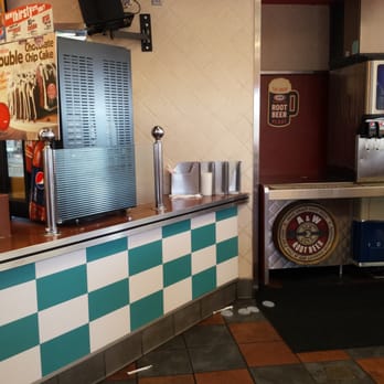 KFC - Trash littering the floor. - Fast Food Near Me - Lincoln, California KFC - Trash littering the floor. - Fast Food Near Me - Lincoln, California