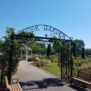 Julia Davis Park - Rose Garden entrance - Parks Near Me - Boise, Idaho