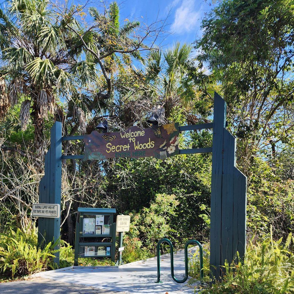 Secret Woods Nature Center Image