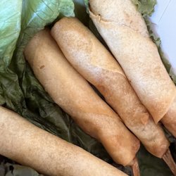 Bom Garfo - Shrimp egg rolls 4.5/5