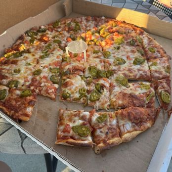 Mabe's Pizza - Large w/ jalapeños, garlic, onions, and tomatoes - Pizza Near Me - Decorah, Iowa