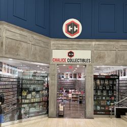 Chalice Collectibles - Chalice Collectibles Glendale Galleria