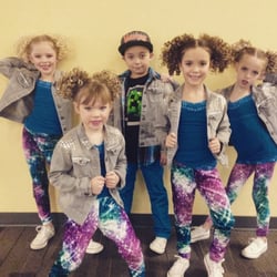 Iyoowee Dance Cheer & Fitness - Petite Hip Hop Company 2015