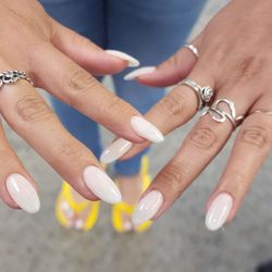 Ten Nail - Acrylic tip set with gel nail polish