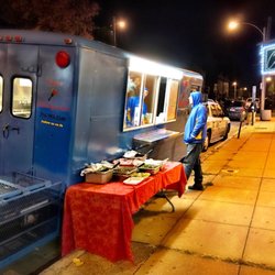 Taco Hidalguense - The food truck outside Casa Lima Ballroom