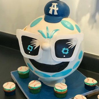 Cakin' It Up - Mr. Moon cake - Cupcakes Near Me - Leicester, North Carolina Cakin' It Up - Mr. Moon cake - Cupcakes Near Me - Leicester, North Carolina