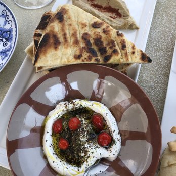 DAOU Vineyards - Mezze plate - Wineries Near Me - Paso Robles, California DAOU Vineyards - Mezze plate - Wineries Near Me - Paso Robles, California