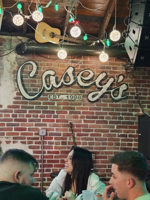 Casey's On Central by null