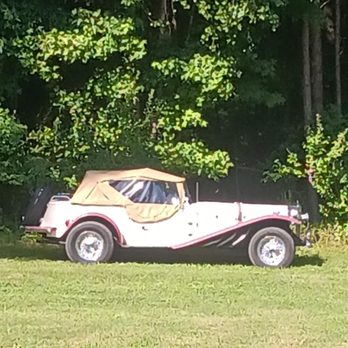 Southwind Acres Venue - car - Wedding Planning Near Me - Prosperity, South Carolina