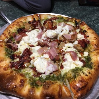 Cobblestone Pizza - Pesto, ricotta and bacon. - Pizza Near Me - Newport, Oregon Cobblestone Pizza - Pesto, ricotta and bacon. - Pizza Near Me - Newport, Oregon