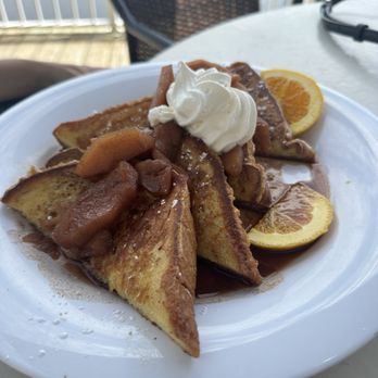 In Cahoots - Apple Cinnamon French Toast - Breakfast & Brunch Near Me - Panama City Beach, Florida In Cahoots - Apple Cinnamon French Toast - Breakfast & Brunch Near Me - Panama City Beach, Florida